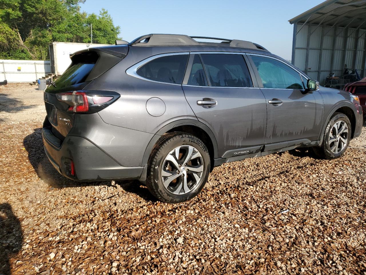 Photo 2 VIN: 4S4BTGND2M3177153 - SUBARU OUTBACK 