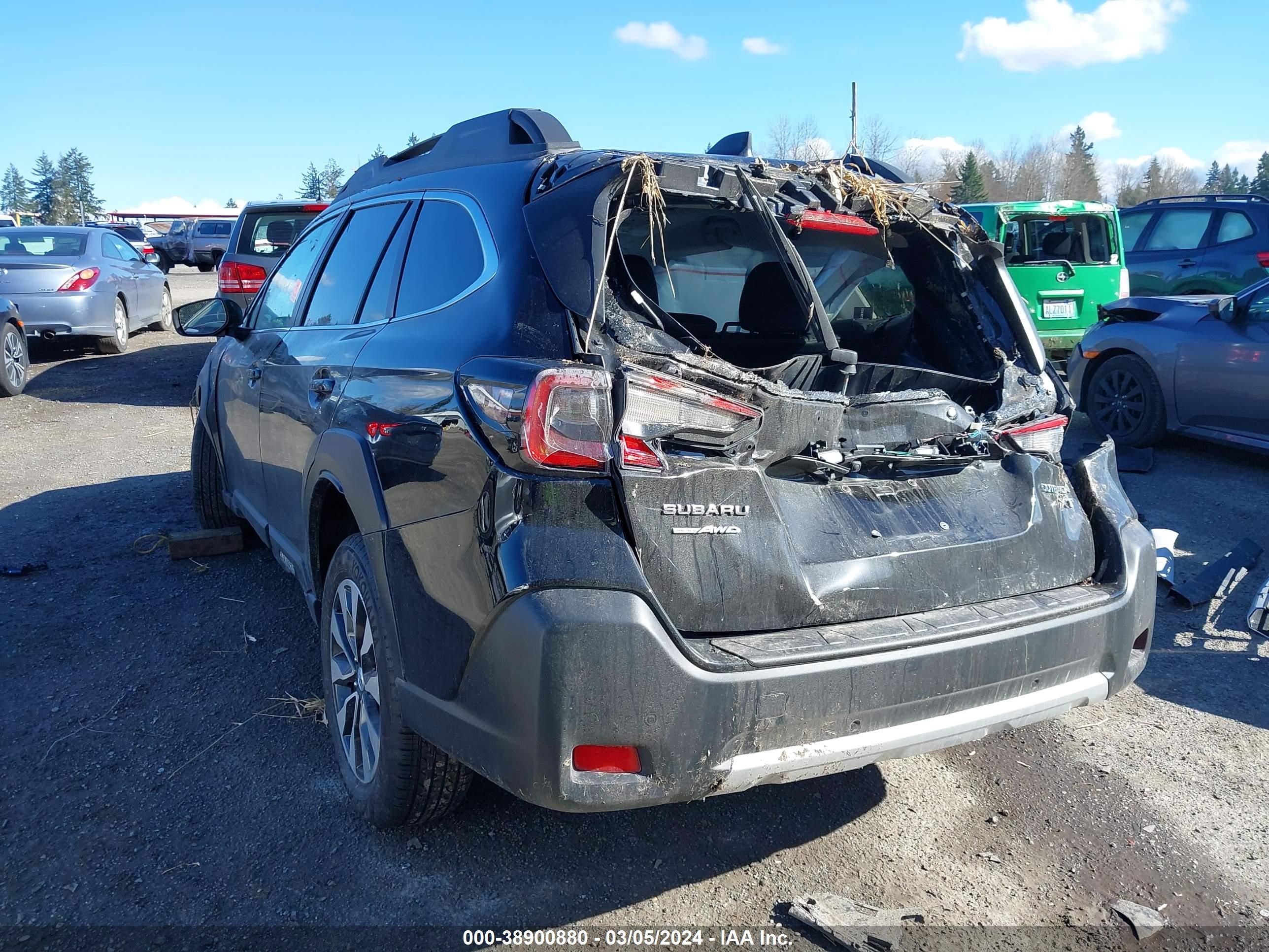 Photo 2 VIN: 4S4BTGND5R3167482 - SUBARU OUTBACK 