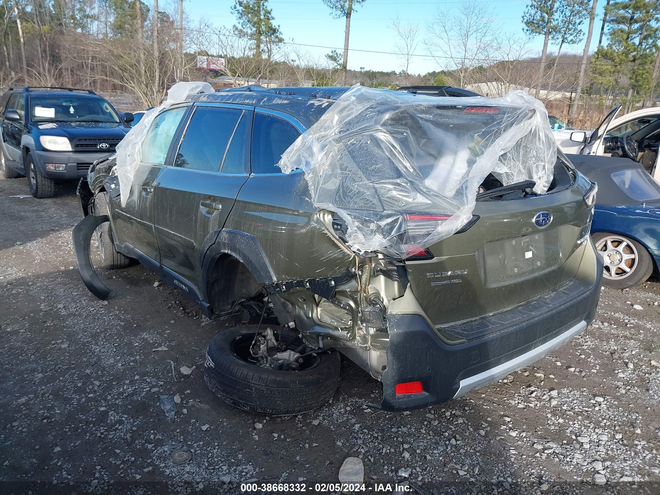 Photo 2 VIN: 4S4BTGND7P3152169 - SUBARU OUTBACK 