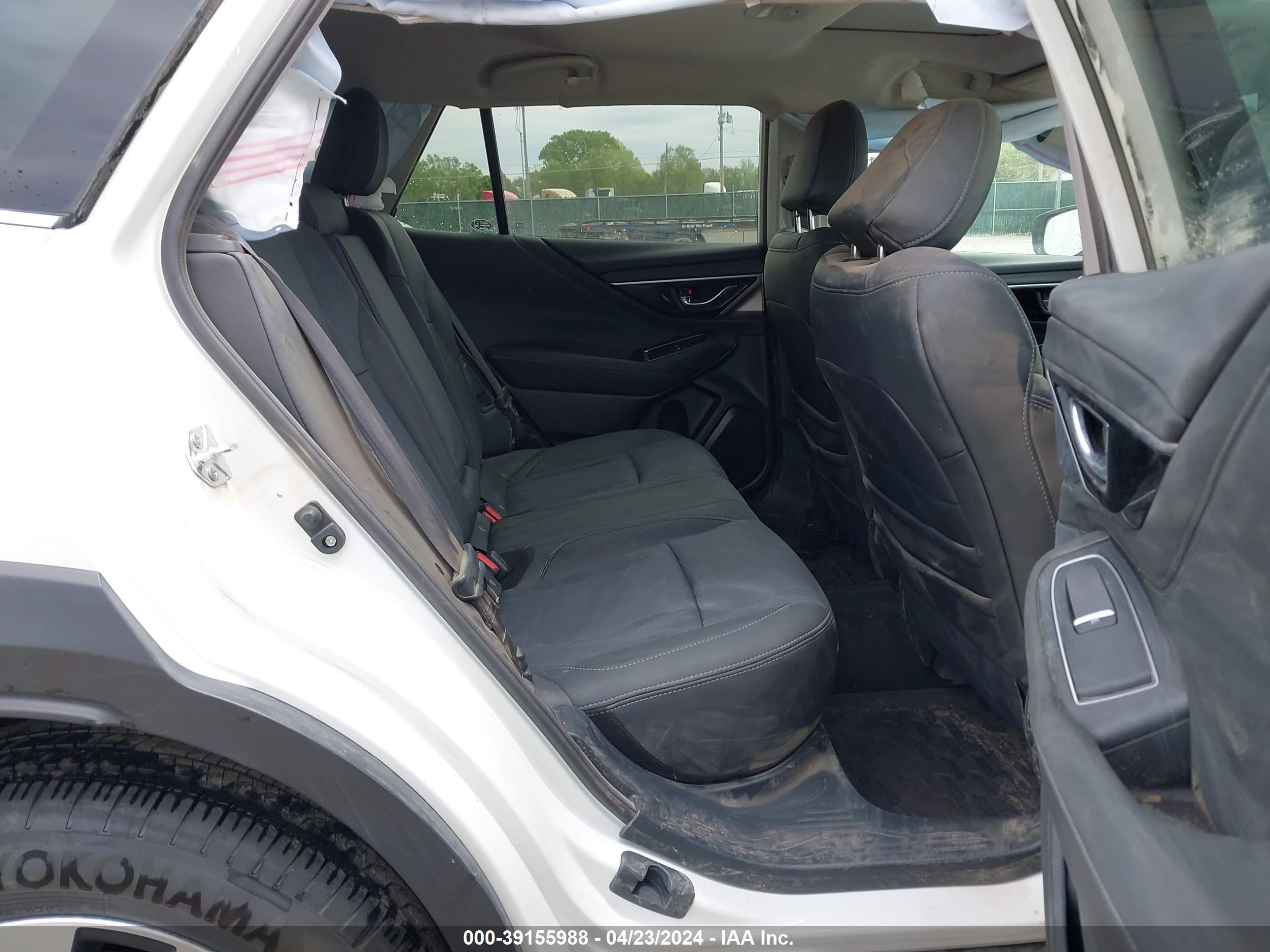 Photo 7 VIN: 4S4BTGND9R3169106 - SUBARU OUTBACK 