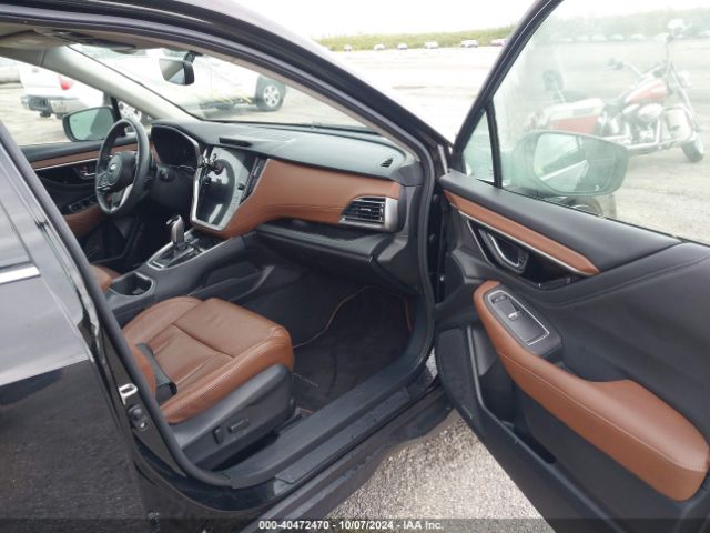 Photo 4 VIN: 4S4BTGPD1M3105812 - SUBARU OUTBACK 