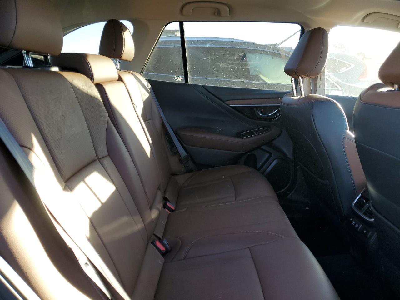 Photo 10 VIN: 4S4BTGPD6N3263094 - SUBARU OUTBACK 