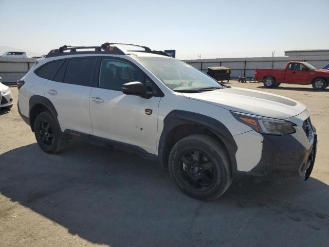 Photo 3 VIN: 4S4BTGSD0N3147820 - SUBARU OUTBACK WI 