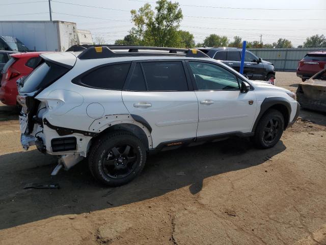 Photo 2 VIN: 4S4BTGUD4R3271740 - SUBARU OUTBACK WI 