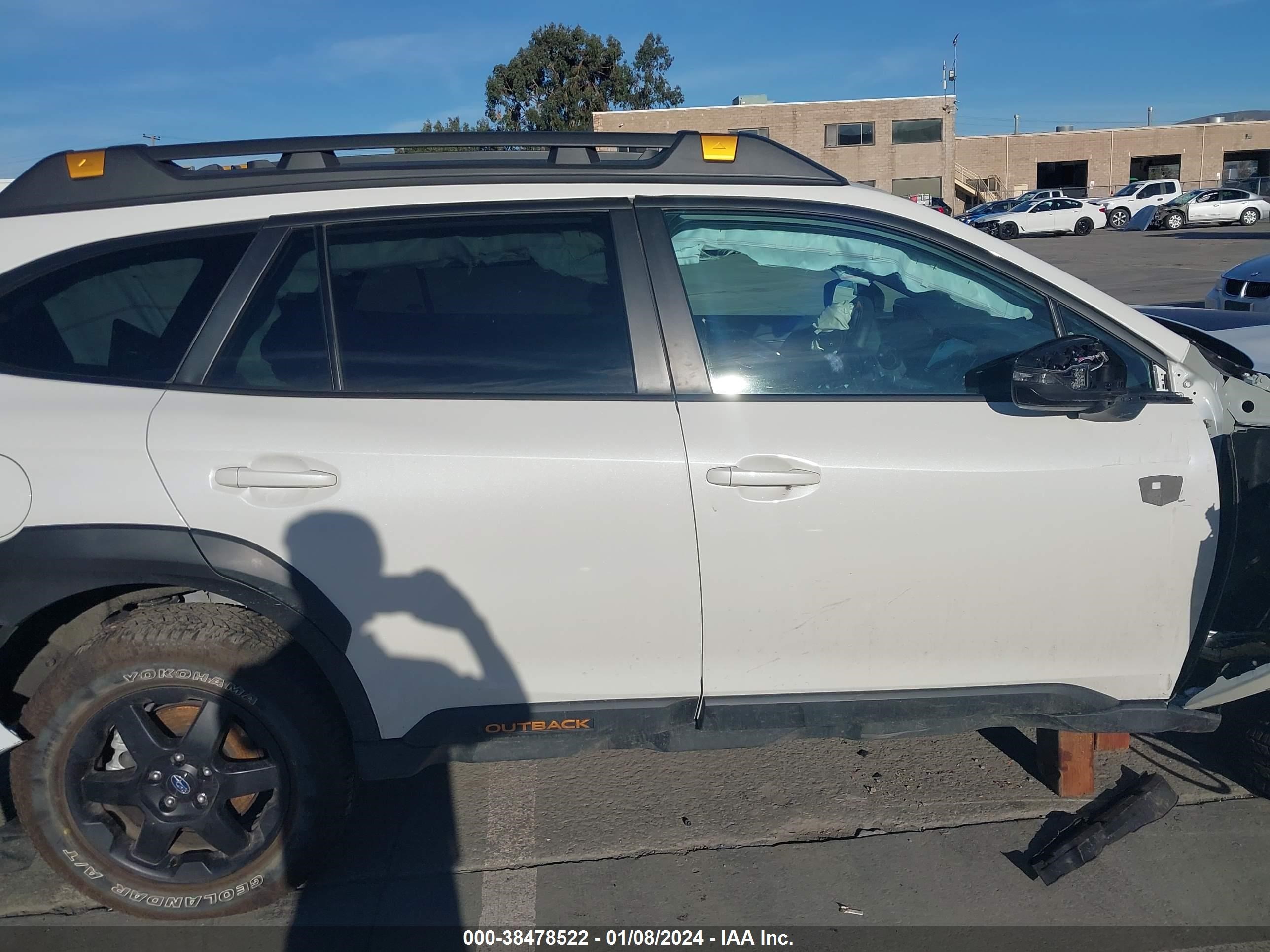 Photo 13 VIN: 4S4BTGUD5R3142700 - SUBARU OUTBACK 