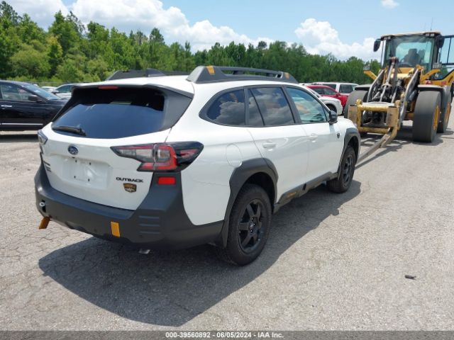 Photo 3 VIN: 4S4BTGUD5R3165393 - SUBARU OUTBACK 