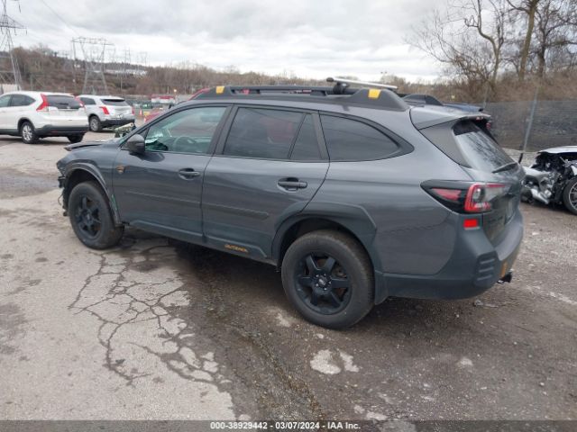 Photo 2 VIN: 4S4BTGUD9N3208269 - SUBARU OUTBACK 