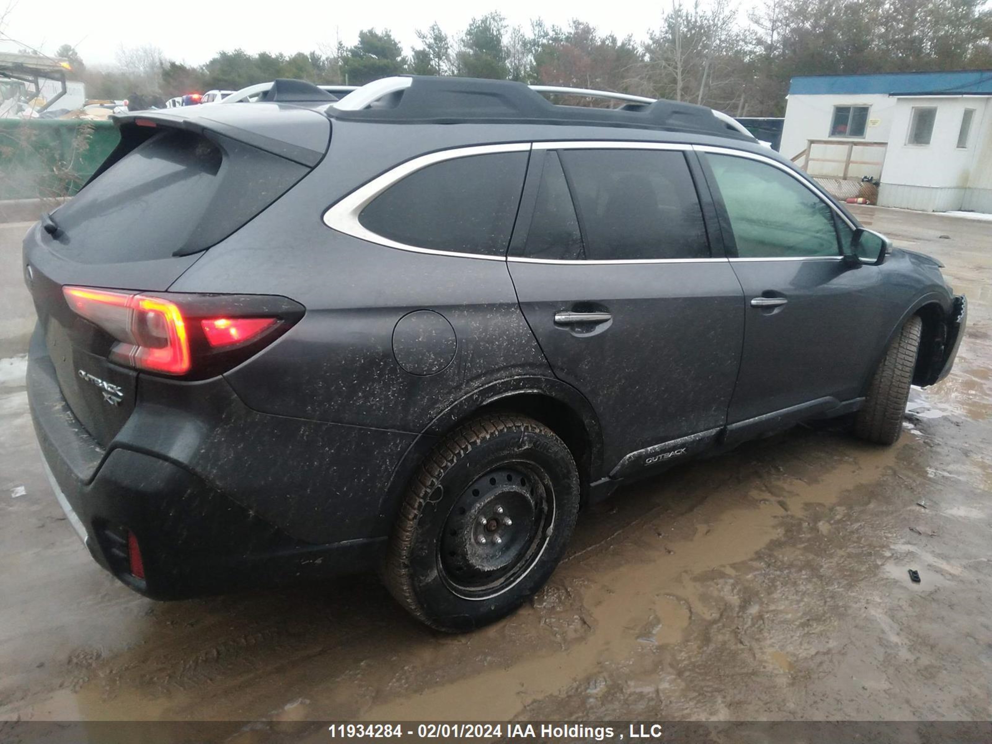 Photo 3 VIN: 4S4BTHPD7M3168497 - SUBARU OUTBACK 