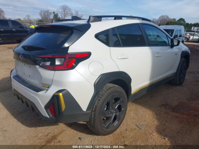 Photo 3 VIN: 4S4GUHF61R3826537 - SUBARU CROSSTREK 