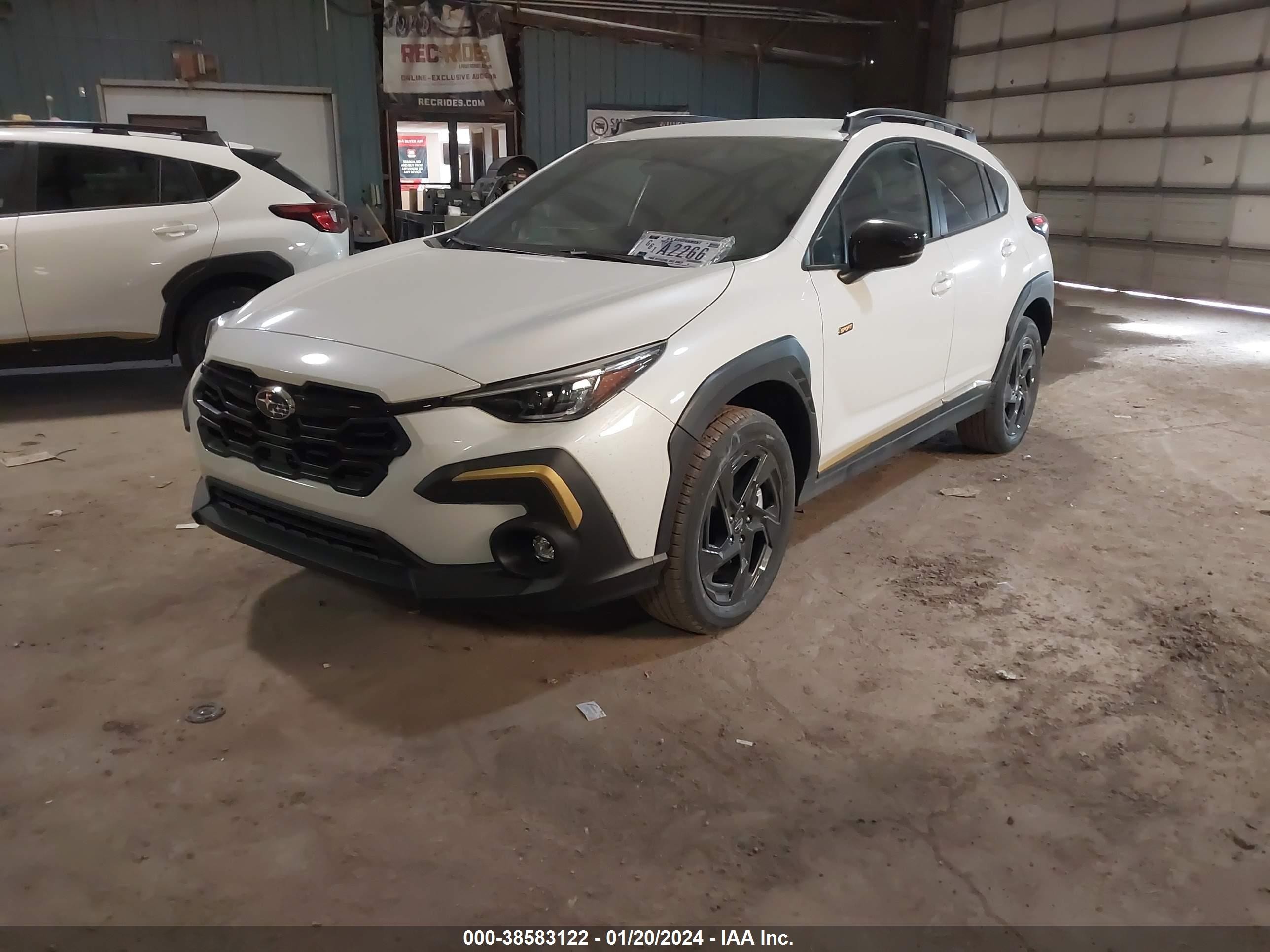 Photo 1 VIN: 4S4GUHF65R3733438 - SUBARU CROSSTREK 