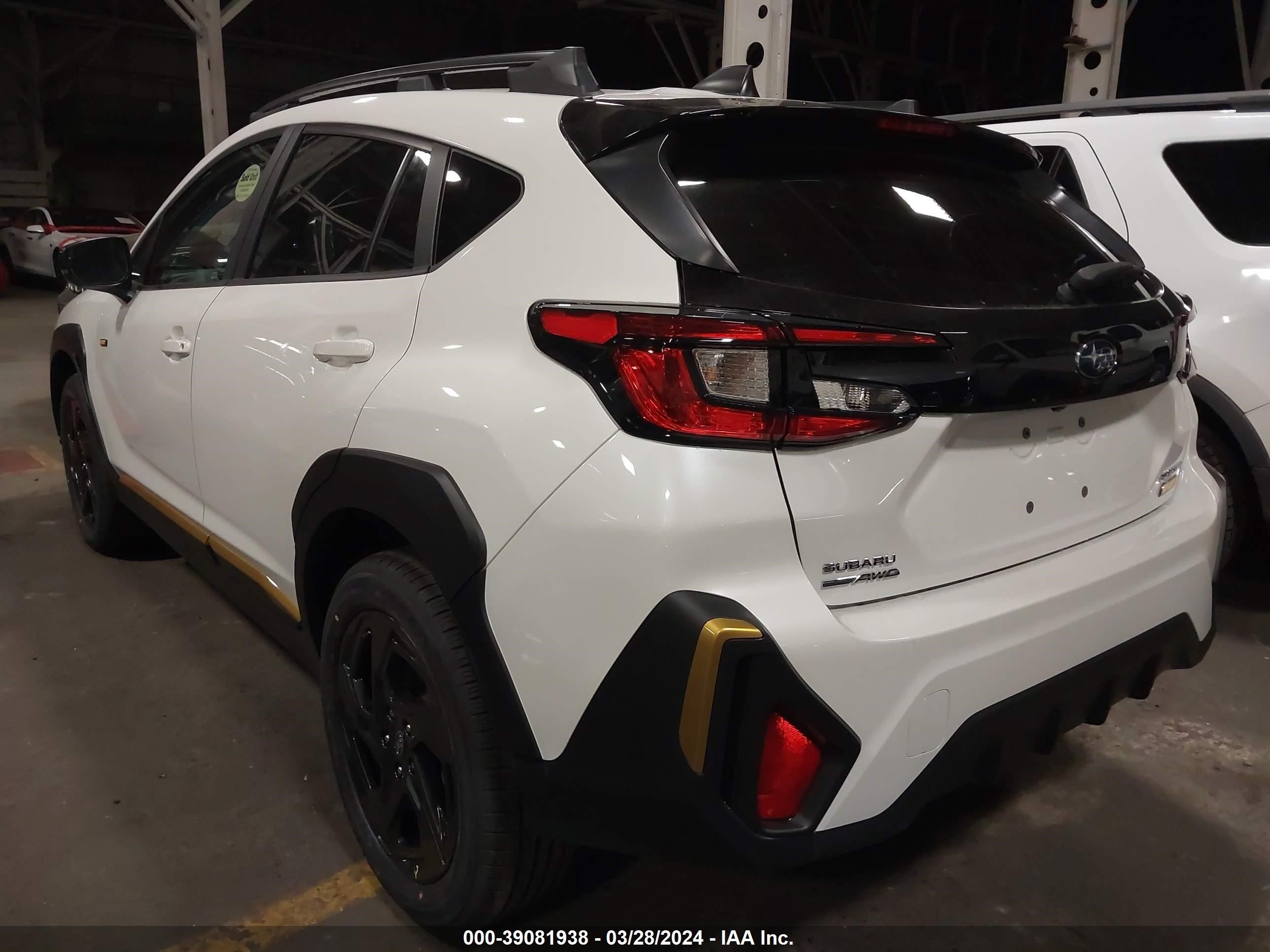 Photo 2 VIN: 4S4GUHF65R3770943 - SUBARU CROSSTREK 