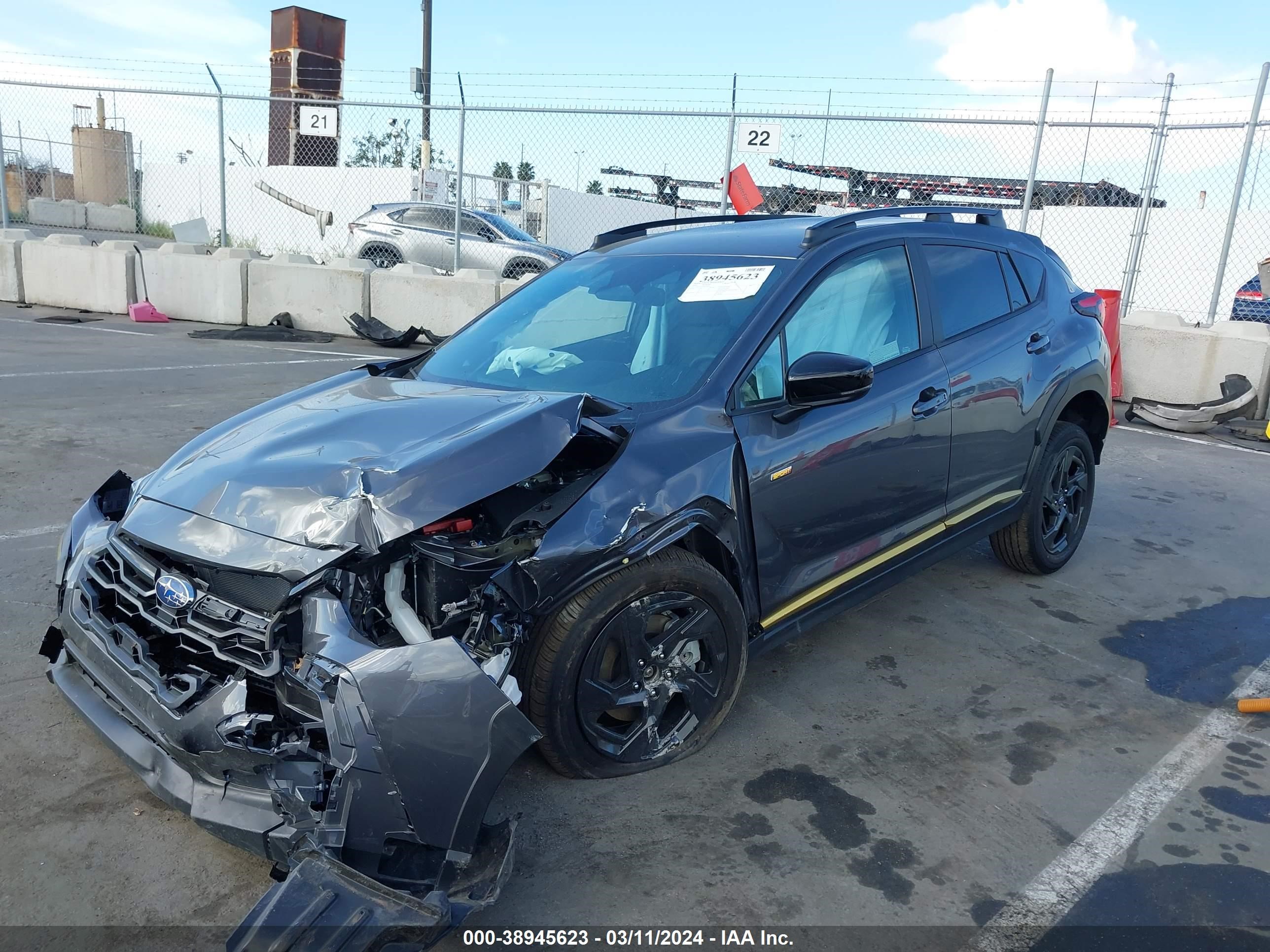 Photo 1 VIN: 4S4GUHF67R3760141 - SUBARU CROSSTREK 