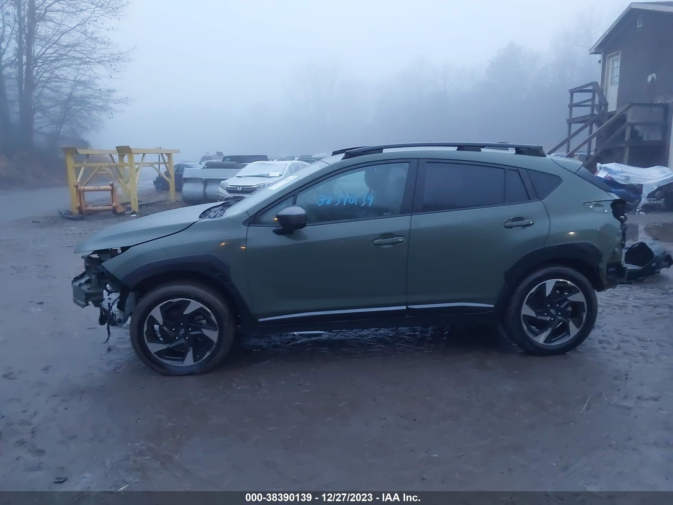 Photo 13 VIN: 4S4GUHL64R3702816 - SUBARU CROSSTREK 