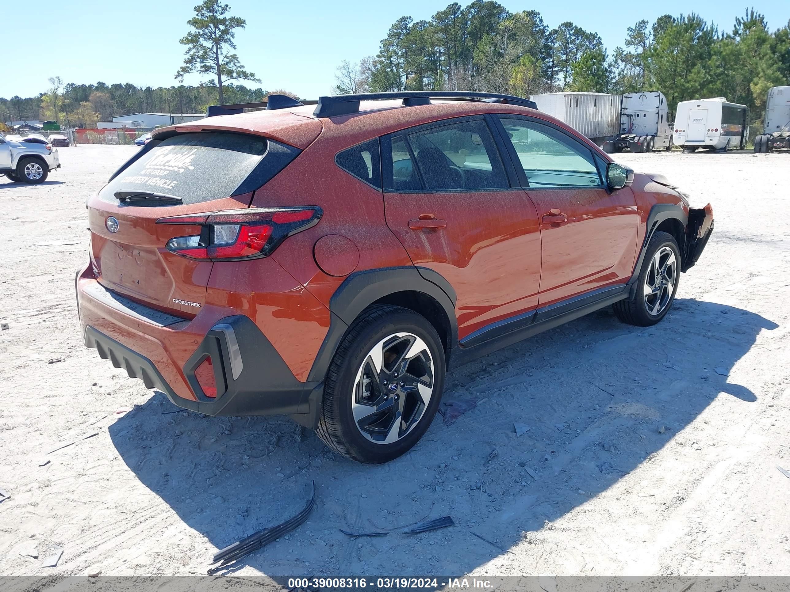 Photo 3 VIN: 4S4GUHM60R3735908 - SUBARU CROSSTREK 