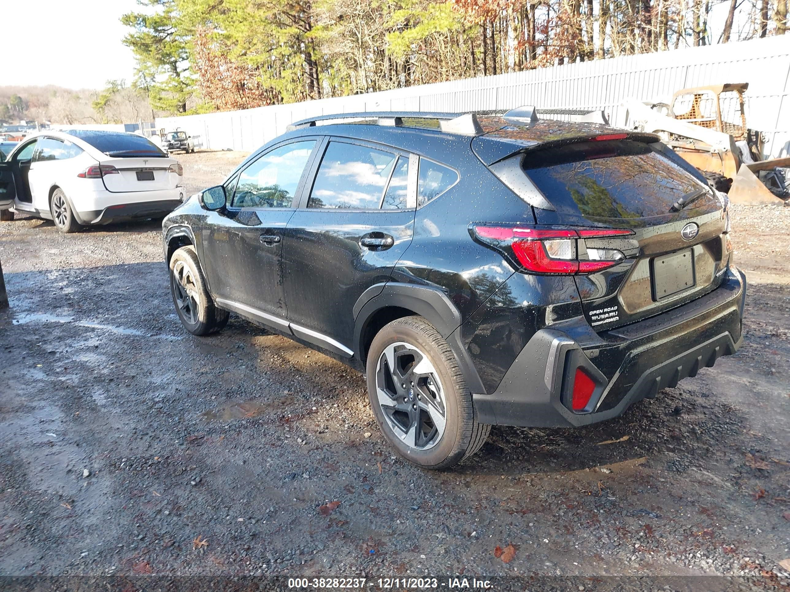 Photo 2 VIN: 4S4GUHM66R3716974 - SUBARU CROSSTREK 