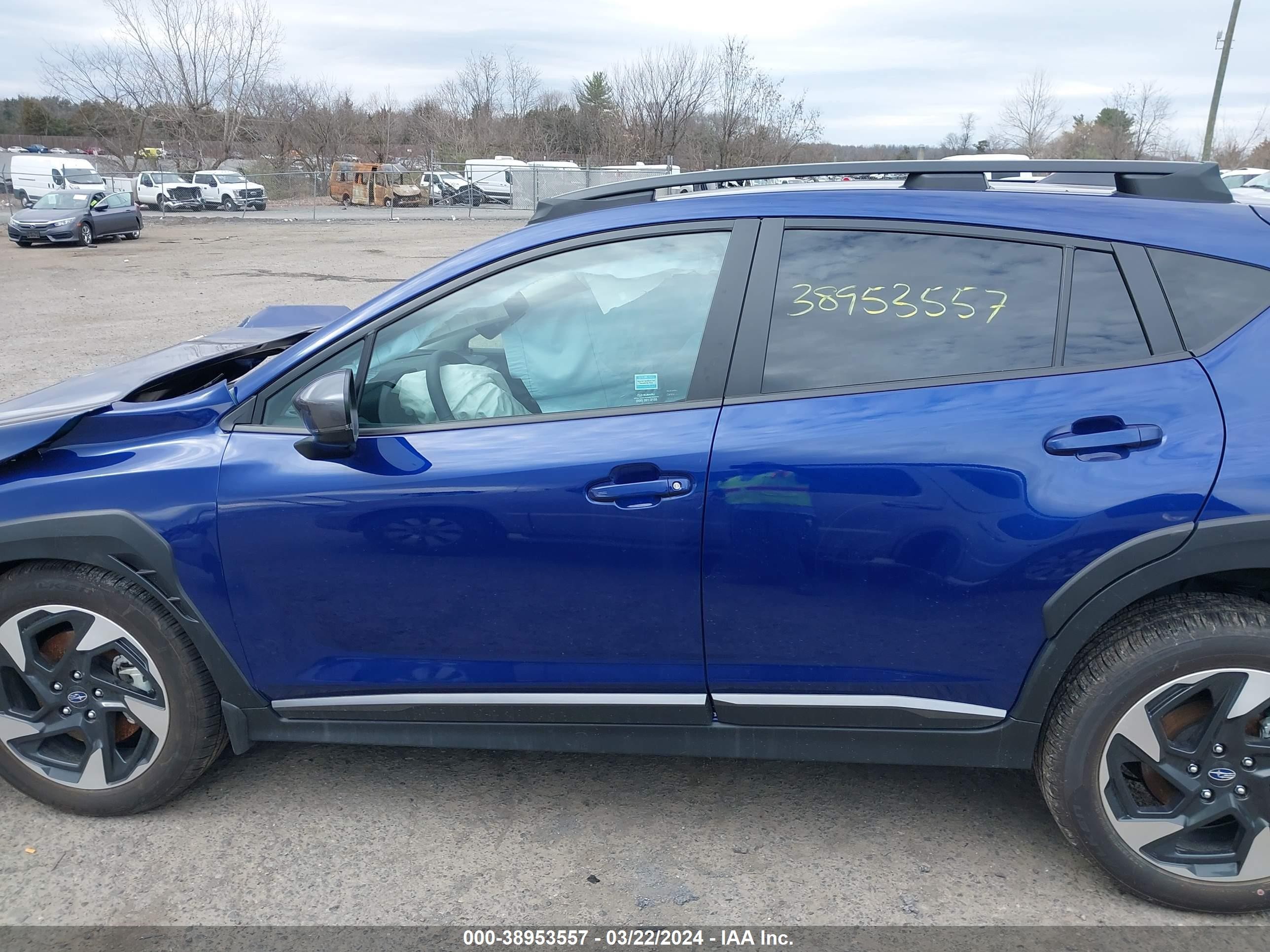 Photo 12 VIN: 4S4GUHM66R3741082 - SUBARU CROSSTREK 