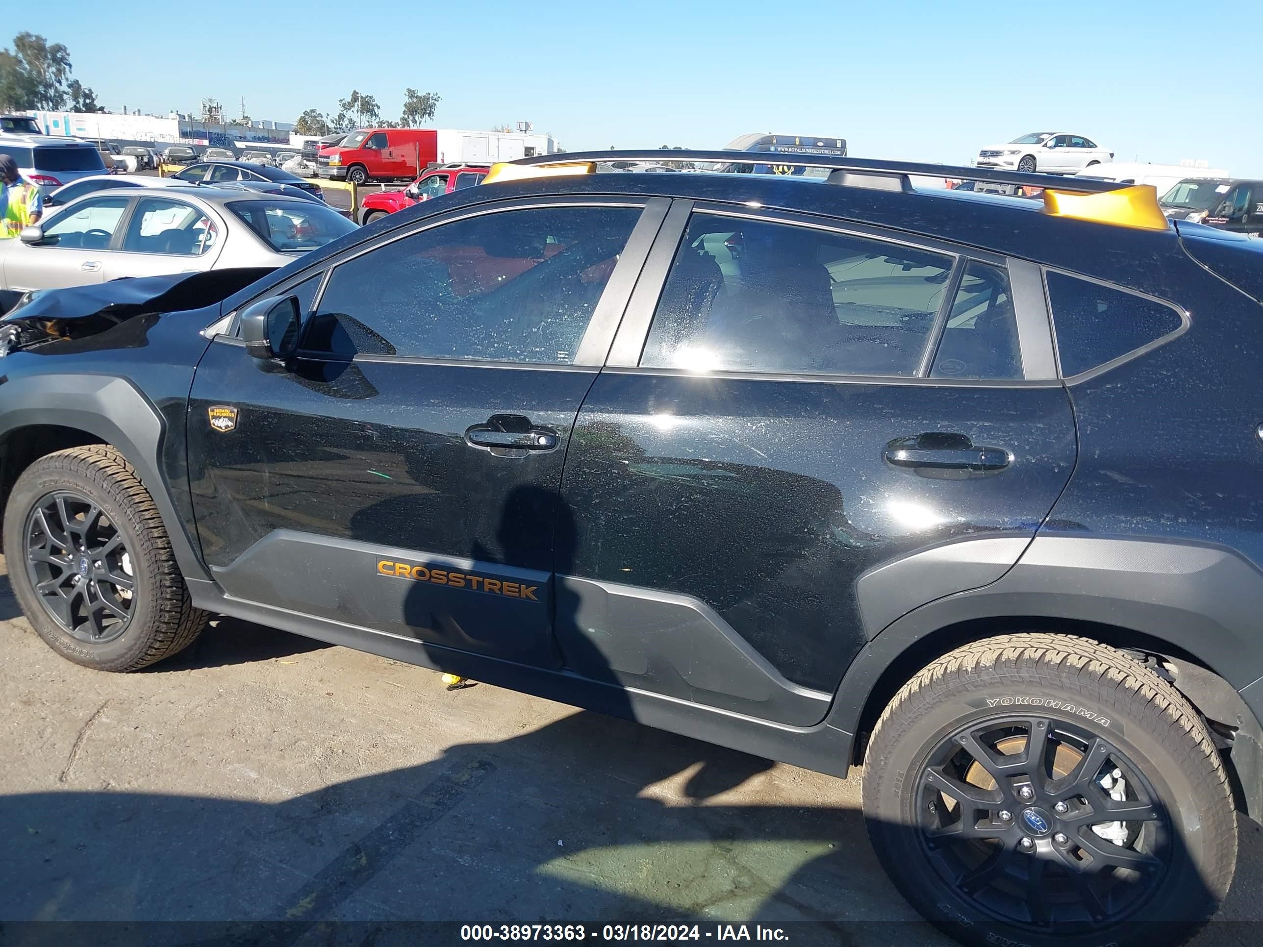 Photo 12 VIN: 4S4GUHT60R3726451 - SUBARU CROSSTREK 