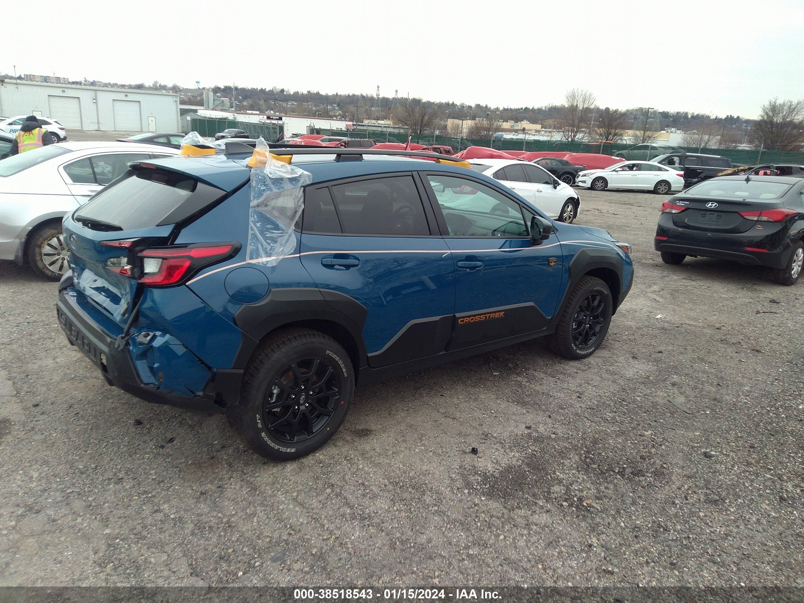 Photo 3 VIN: 4S4GUHU64R3723552 - SUBARU CROSSTREK 