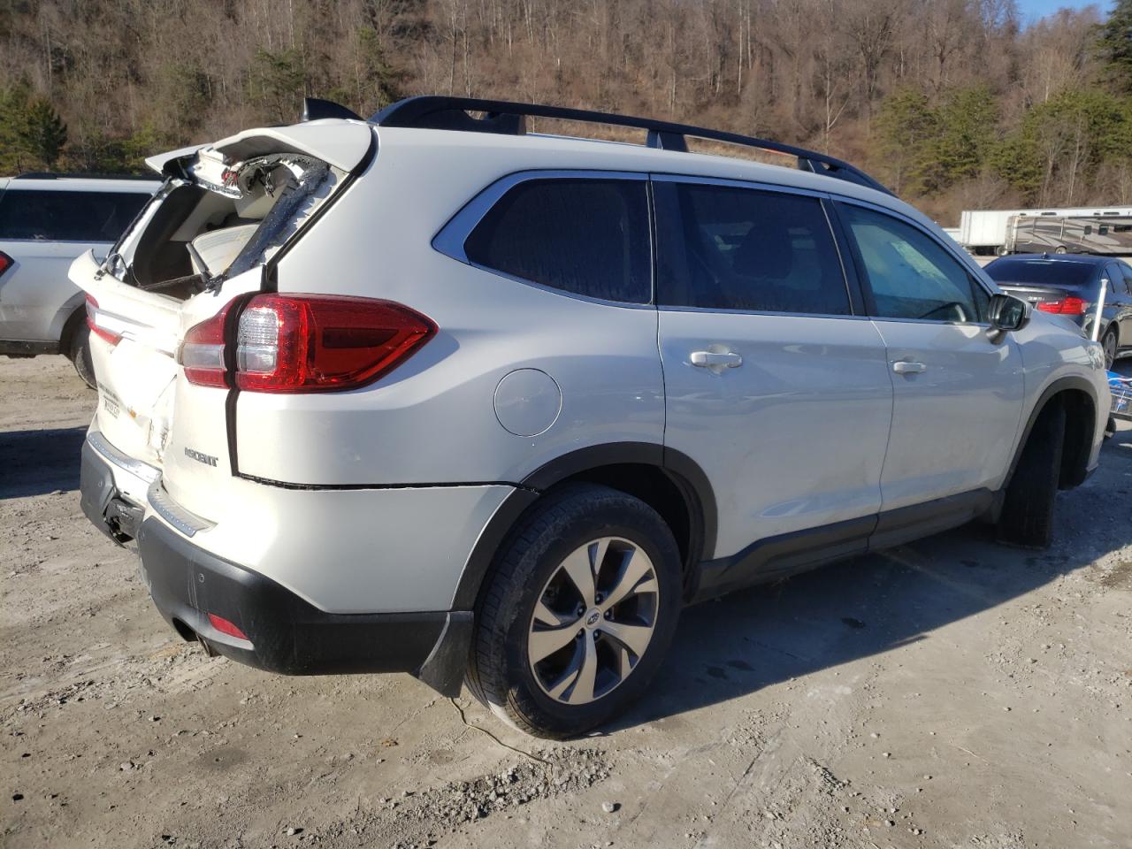 Photo 2 VIN: 4S4WMACD5M3439083 - SUBARU ASCENT 