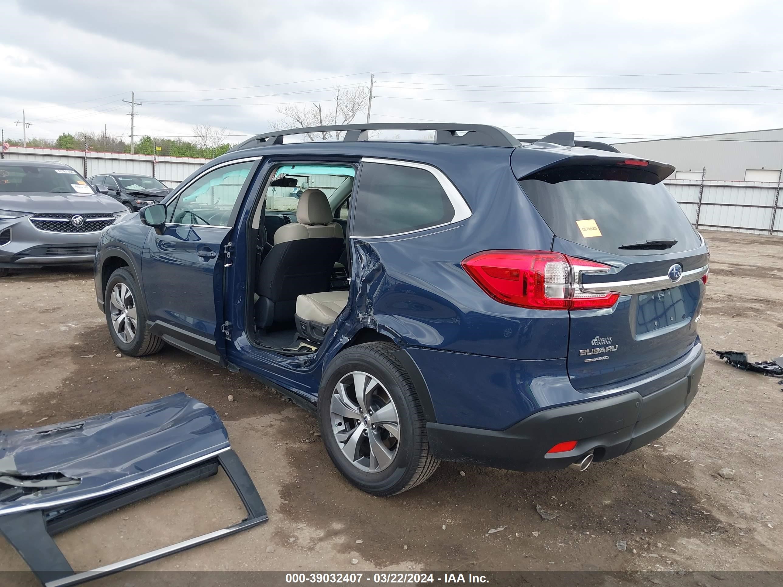 Photo 2 VIN: 4S4WMAED7R3410964 - SUBARU ASCENT 