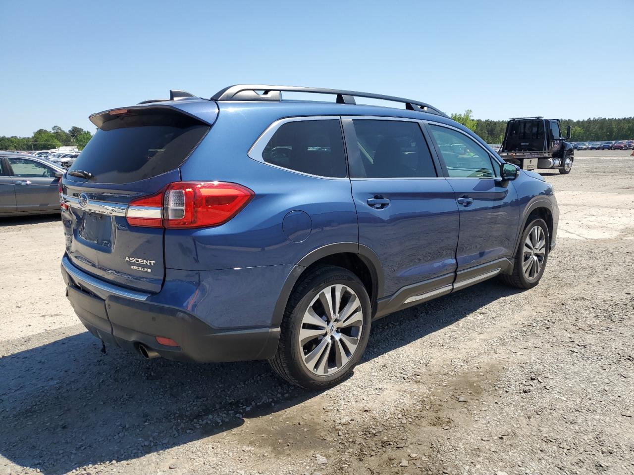 Photo 2 VIN: 4S4WMAJD4K3408018 - SUBARU ASCENT 