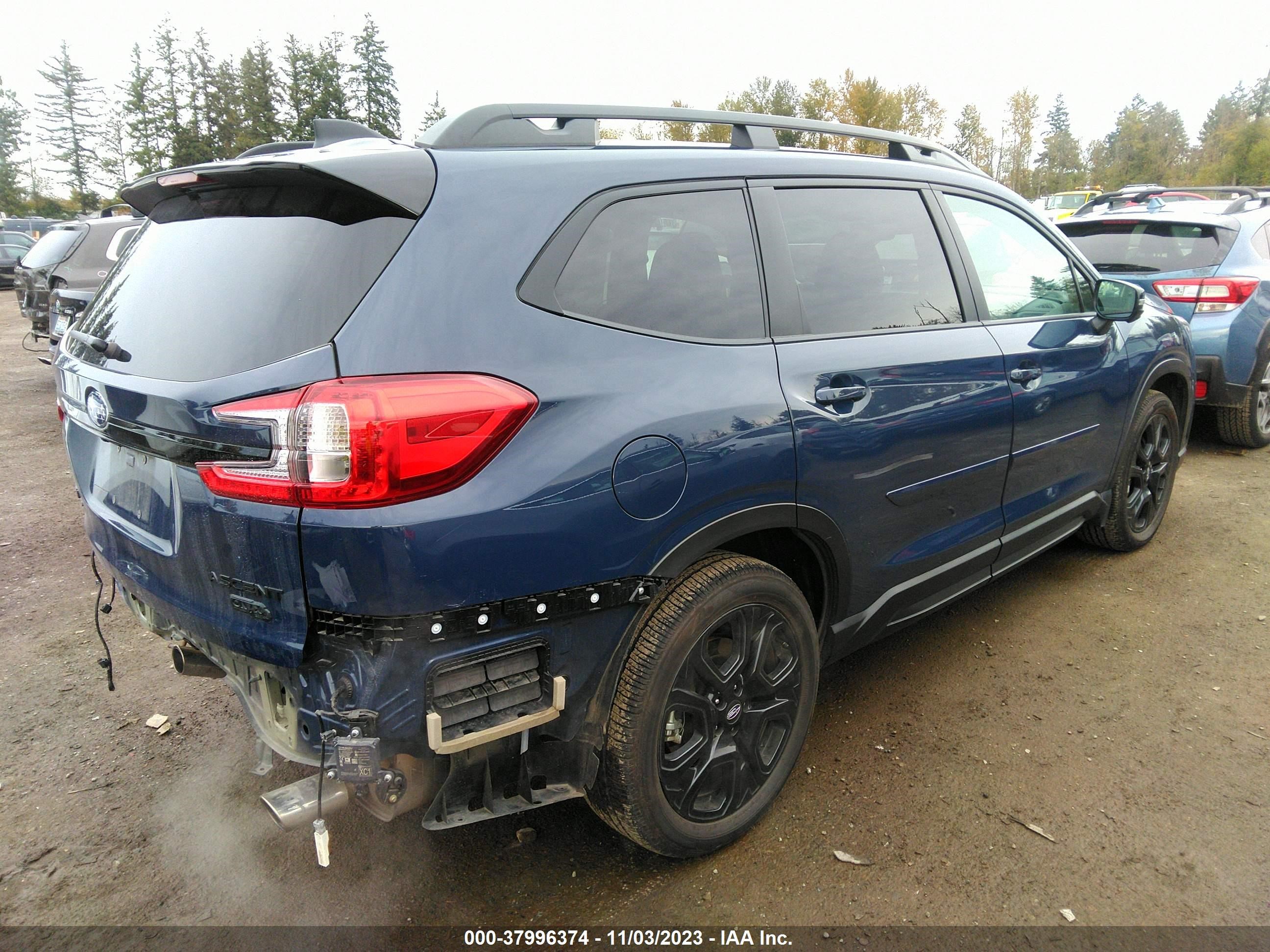 Photo 3 VIN: 4S4WMAKD7P3427913 - SUBARU ASCENT 