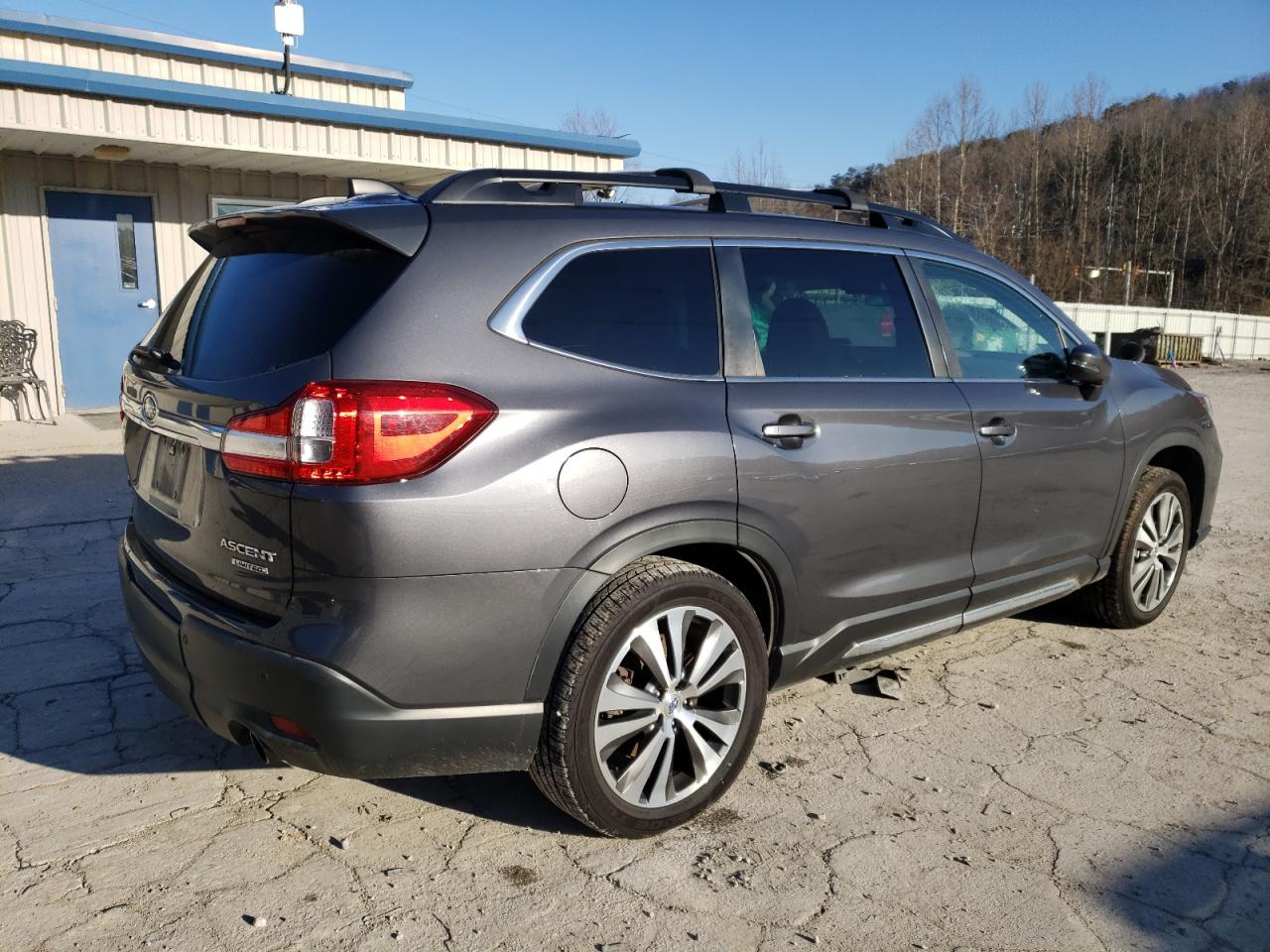 Photo 2 VIN: 4S4WMAMD9K3469067 - SUBARU ASCENT 