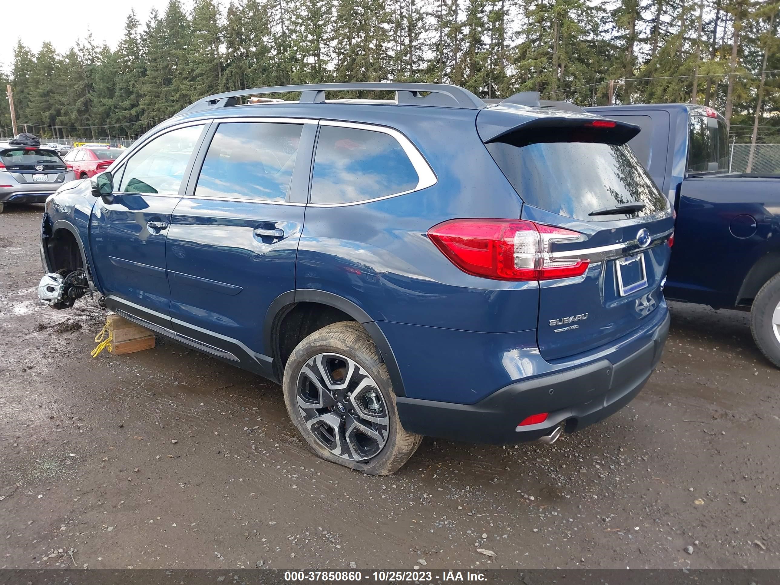 Photo 2 VIN: 4S4WMAUD7P3453232 - SUBARU ASCENT 