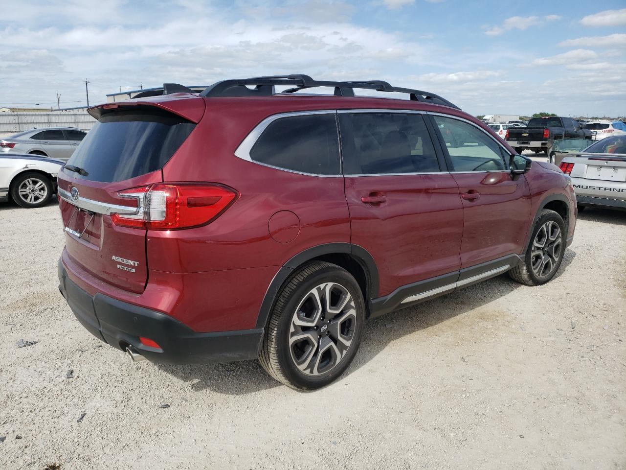 Photo 2 VIN: 4S4WMAUD9R3405945 - SUBARU ASCENT 