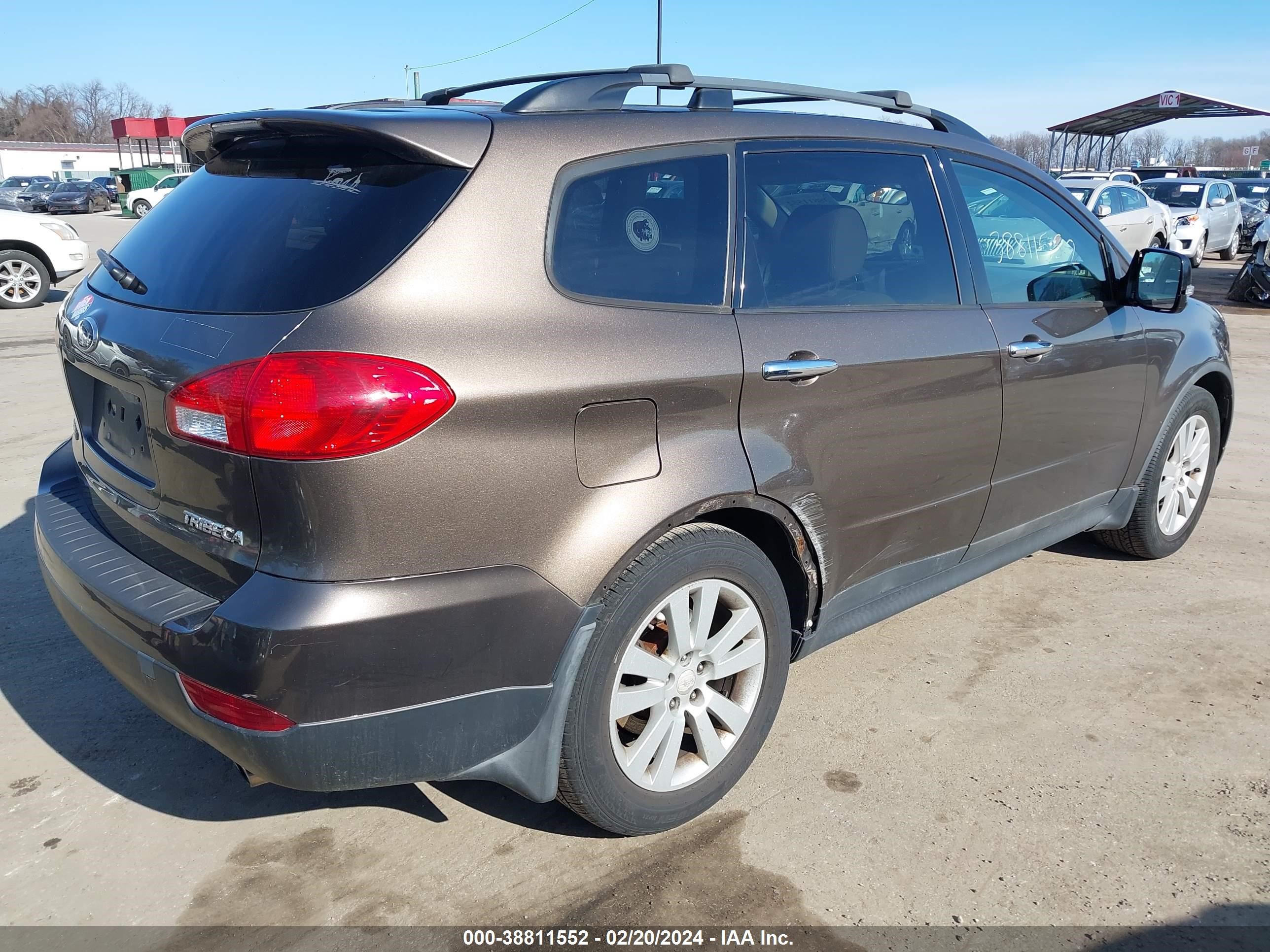 Photo 3 VIN: 4S4WX92D684417214 - SUBARU TRIBECA 