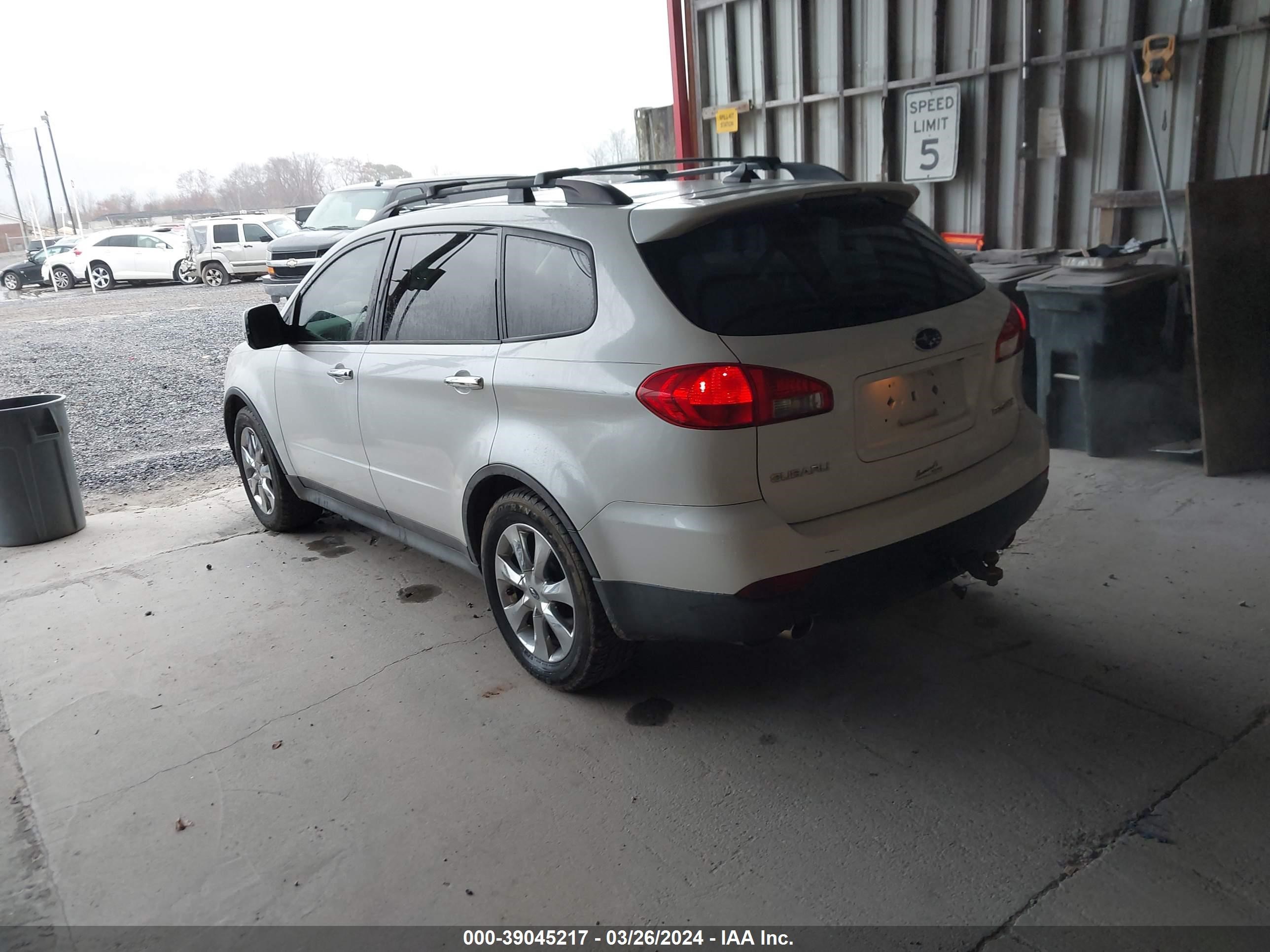 Photo 2 VIN: 4S4WX93D684401934 - SUBARU TRIBECA 