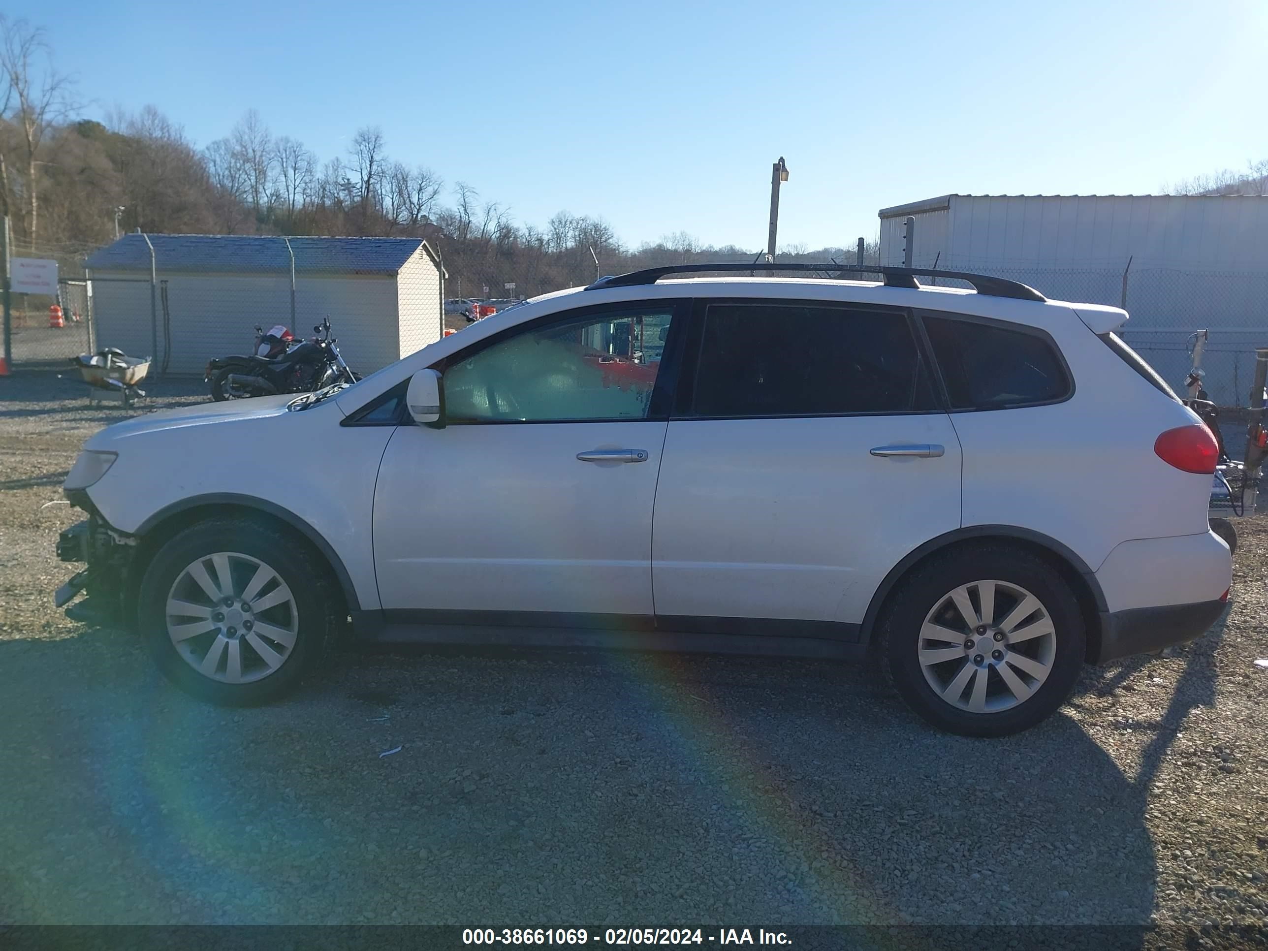 Photo 13 VIN: 4S4WX97D284415176 - SUBARU TRIBECA 