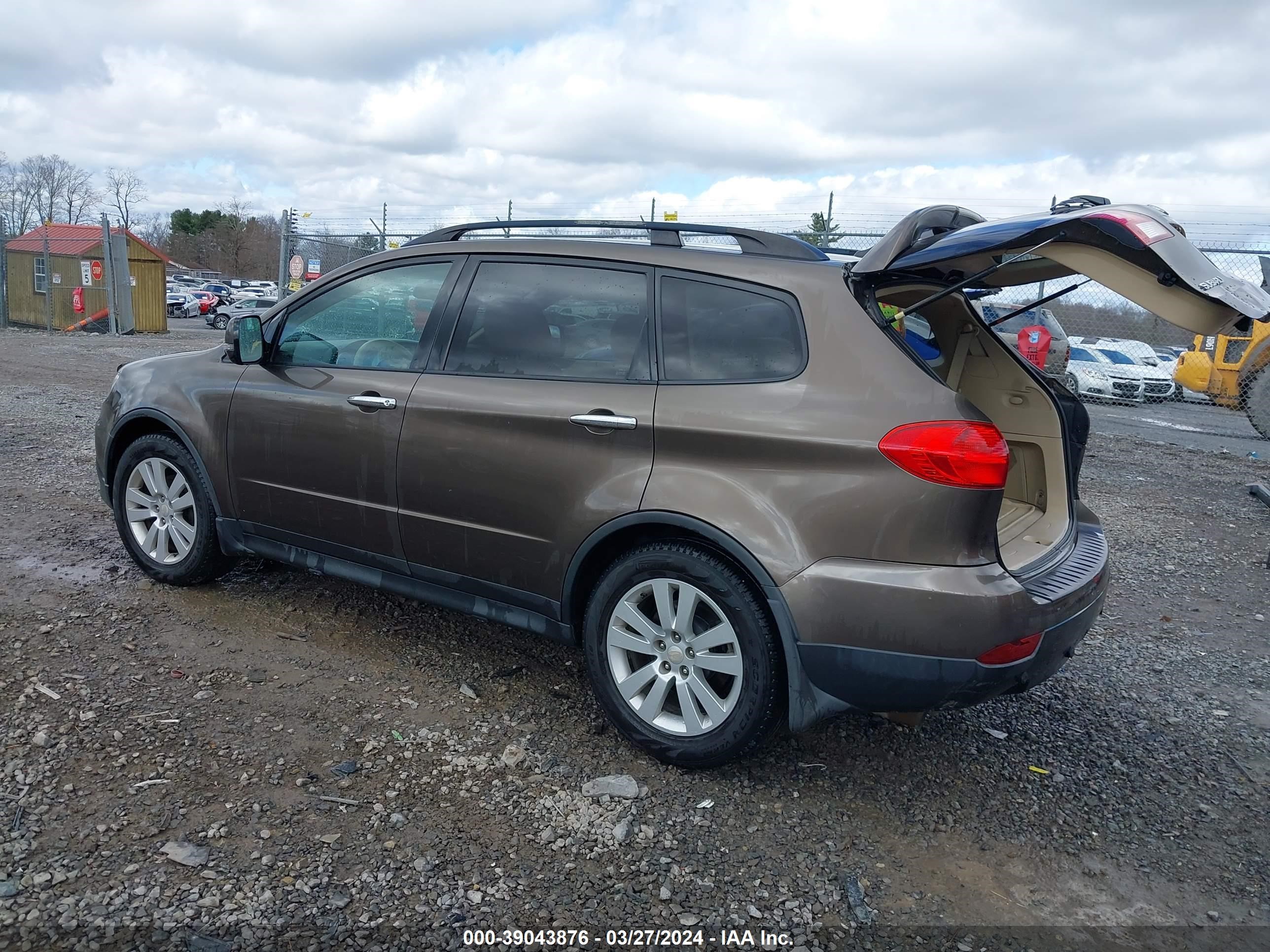 Photo 2 VIN: 4S4WX98D784412191 - SUBARU TRIBECA 