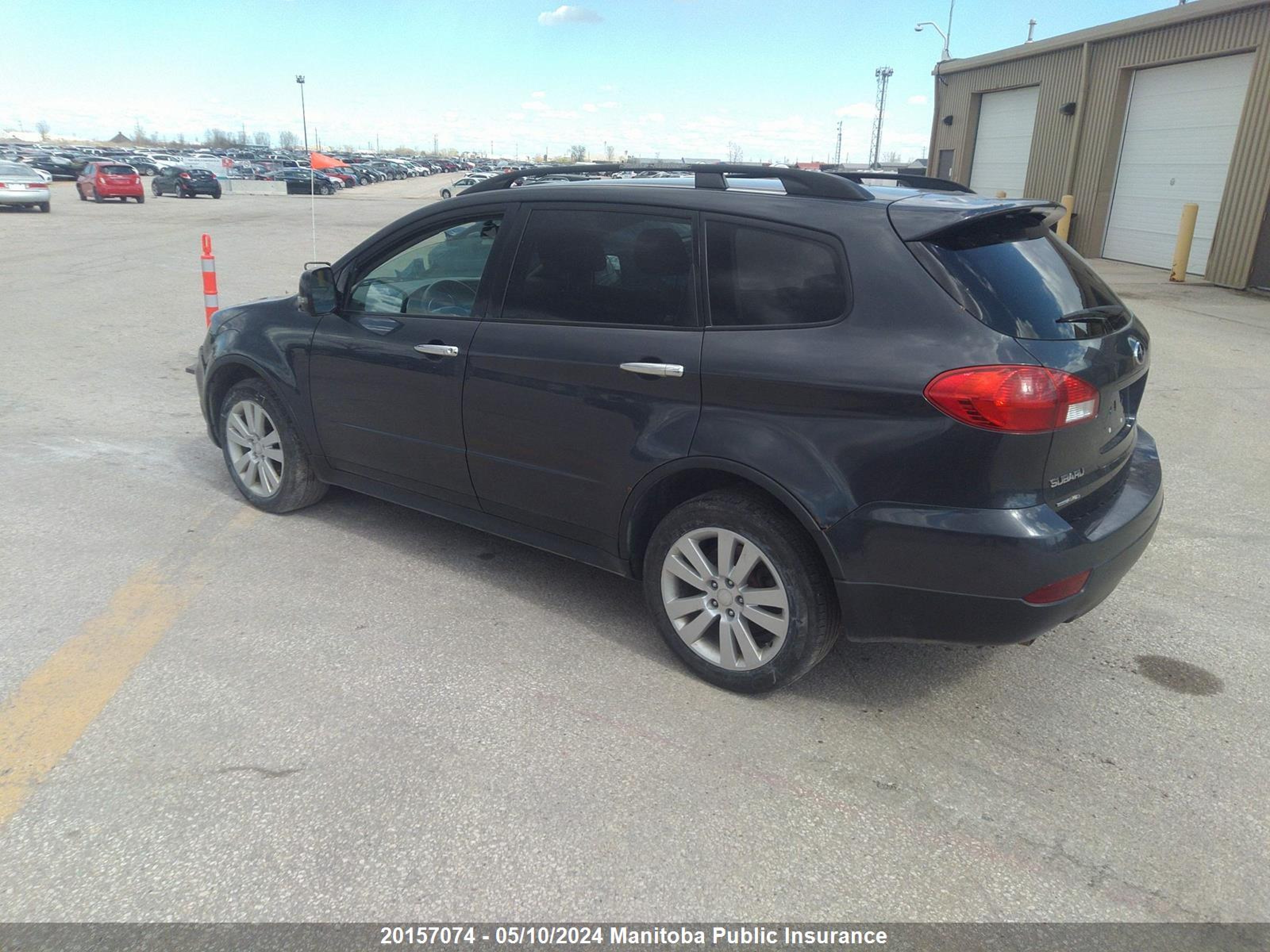 Photo 2 VIN: 4S4WX9FD2B4400105 - SUBARU TRIBECA 