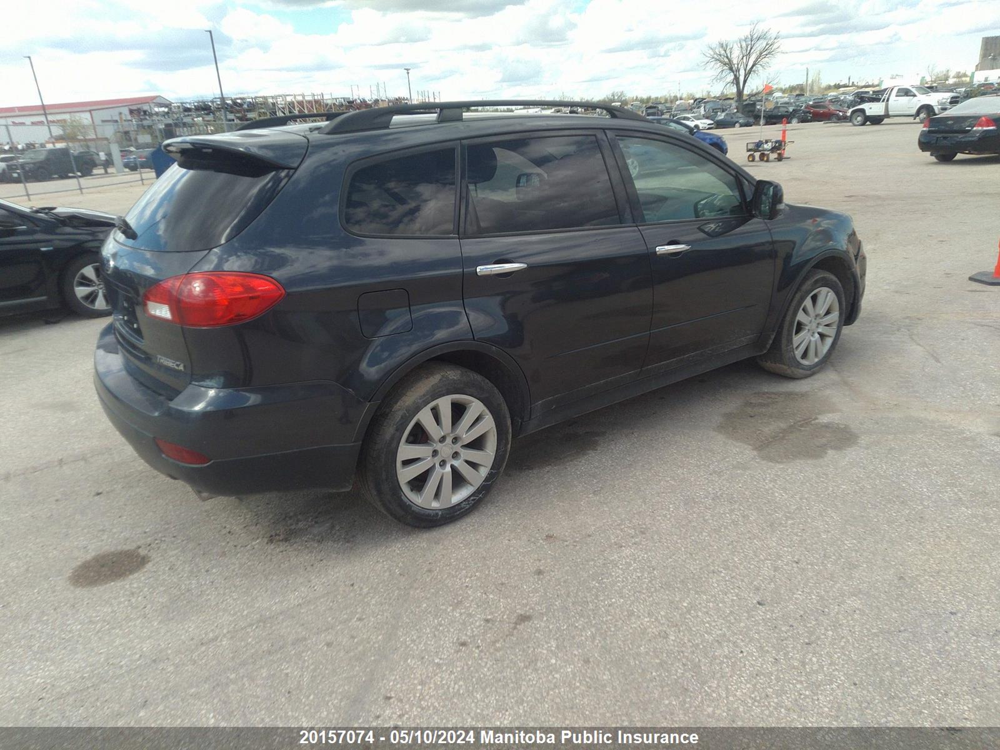 Photo 3 VIN: 4S4WX9FD2B4400105 - SUBARU TRIBECA 