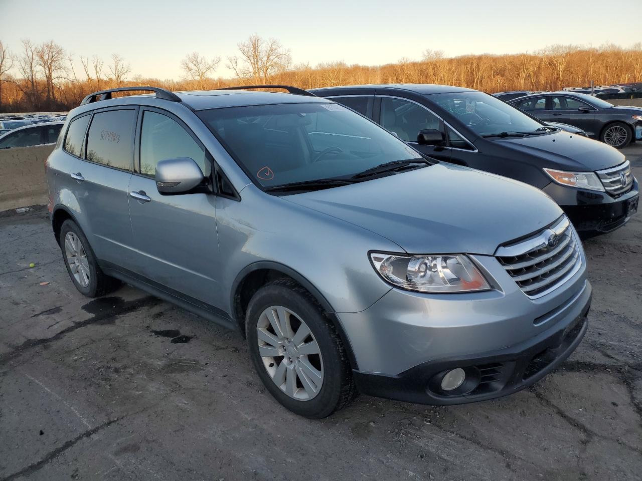 Photo 3 VIN: 4S4WX9HDXC4401811 - SUBARU TRIBECA 