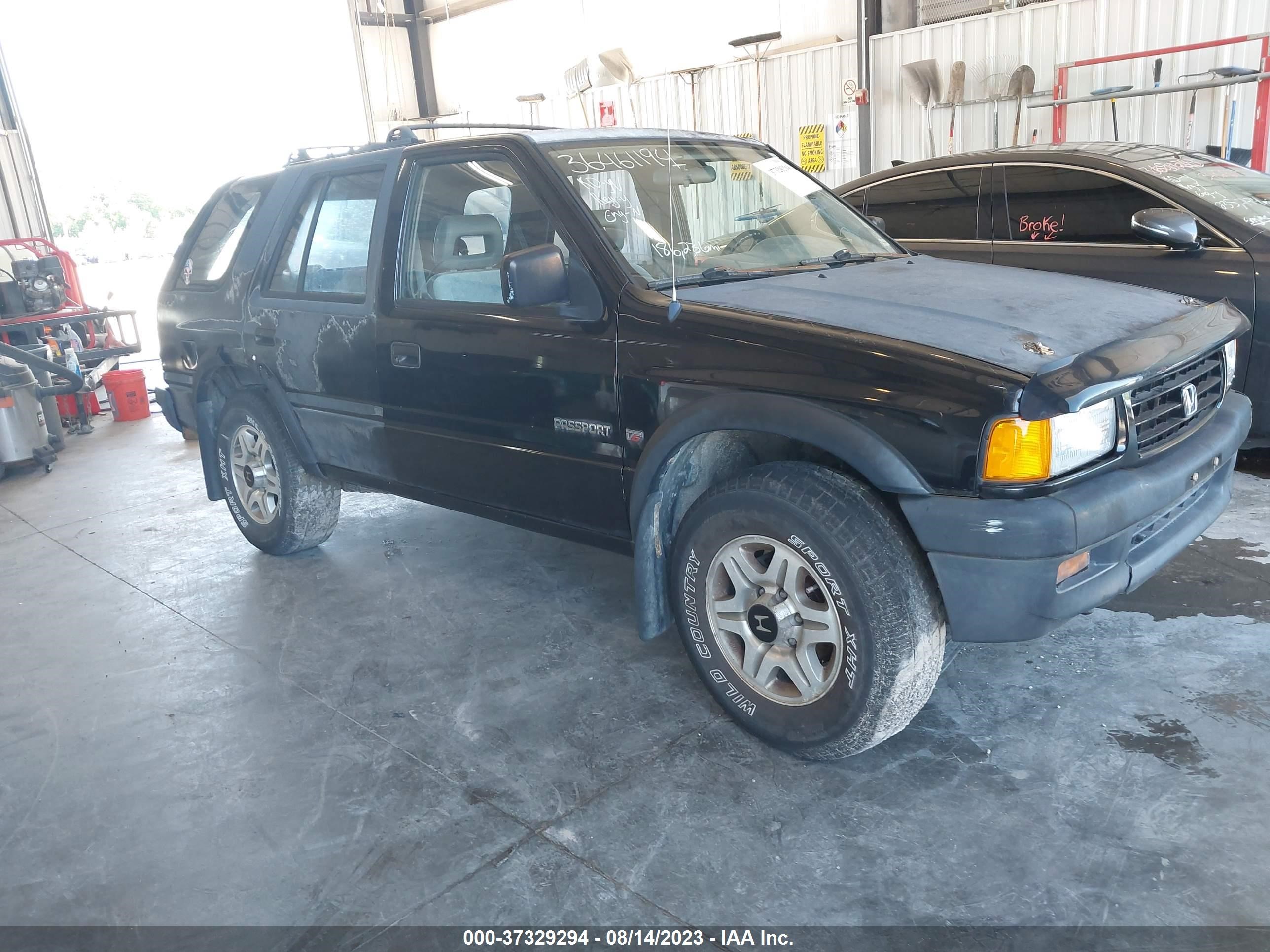 Photo 0 VIN: 4S6CM58VXT4405510 - HONDA PASSPORT 