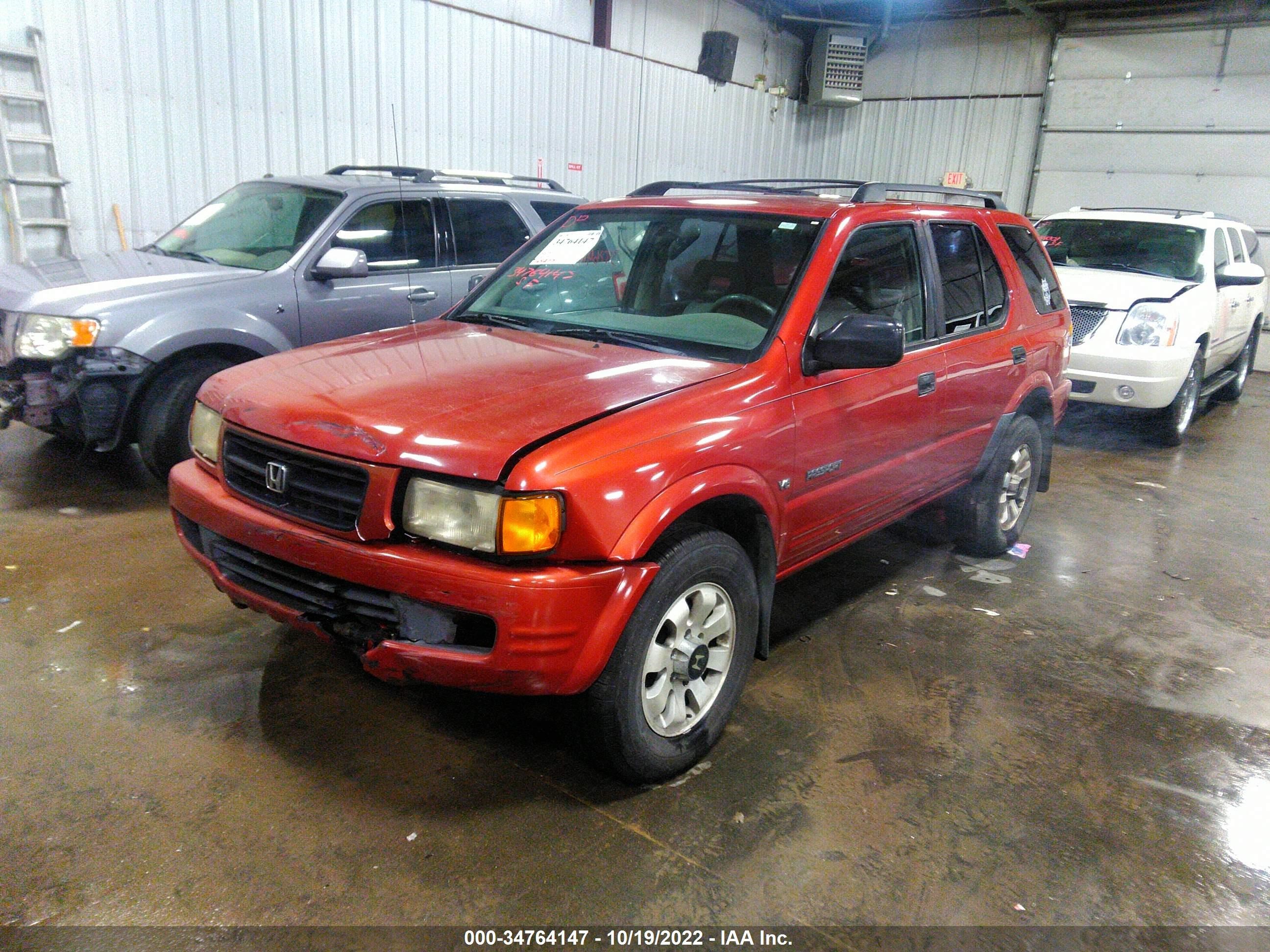 Photo 1 VIN: 4S6CM58W3X4400258 - HONDA PASSPORT 