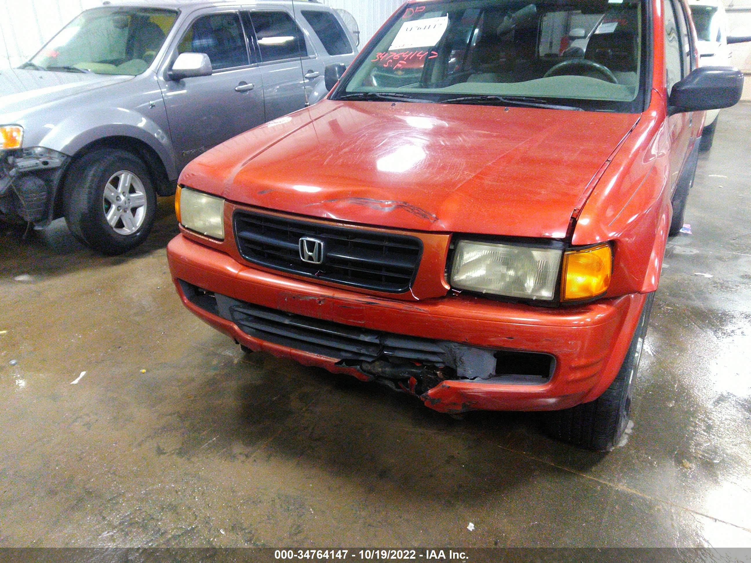 Photo 5 VIN: 4S6CM58W3X4400258 - HONDA PASSPORT 