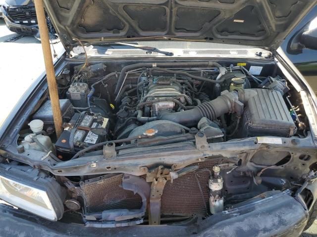 Photo 10 VIN: 4S6DM58W3Y4410651 - HONDA PASSPORT E 