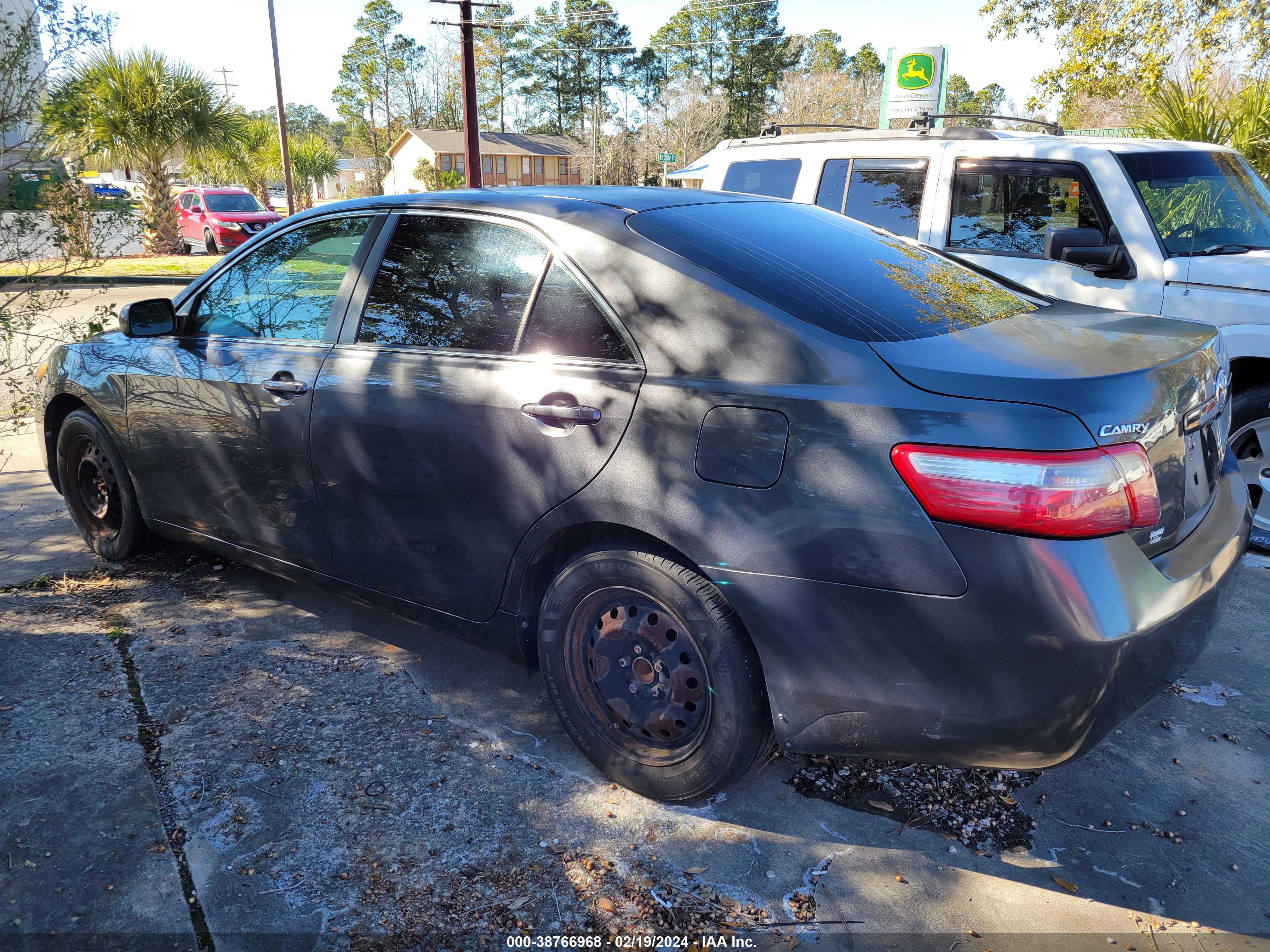 Photo 2 VIN: 4T16E46K79U844161 - TOYOTA CAMRY 