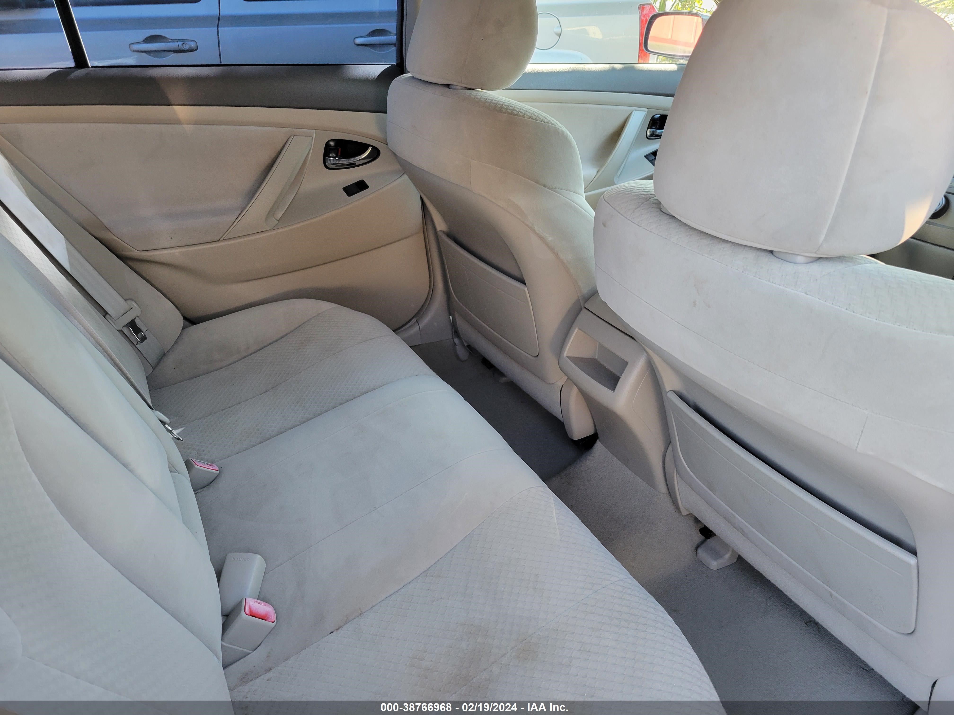 Photo 6 VIN: 4T16E46K79U844161 - TOYOTA CAMRY 