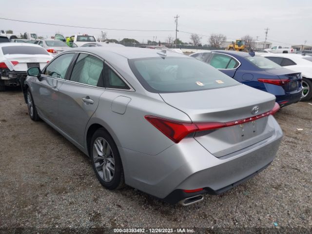 Photo 2 VIN: 4T1AZ1FB6NU082272 - TOYOTA AVALON 