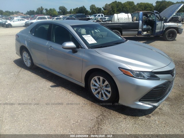 Photo 0 VIN: 4T1B11HK0JU011197 - TOYOTA CAMRY 