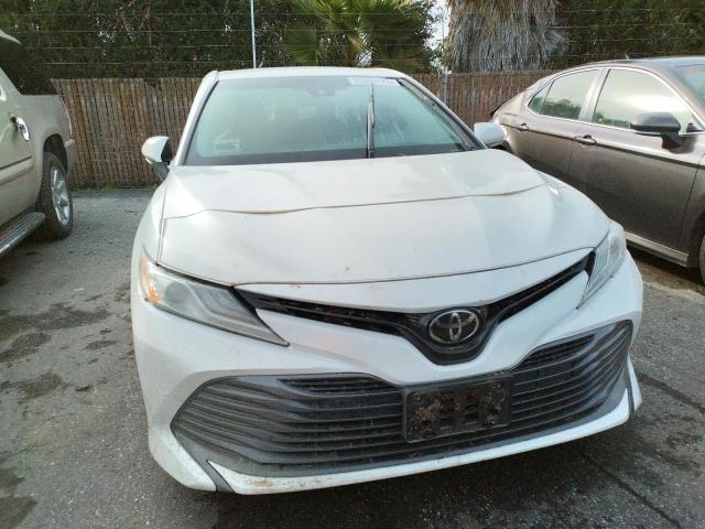 Photo 4 VIN: 4T1B11HK0JU038688 - TOYOTA CAMRY L 