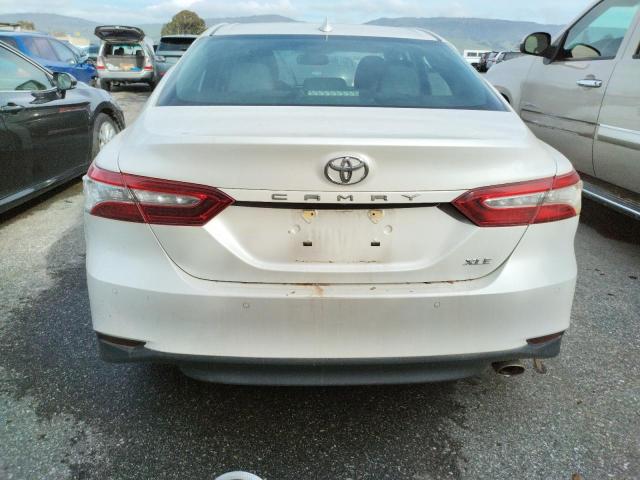 Photo 5 VIN: 4T1B11HK0JU038688 - TOYOTA CAMRY L 