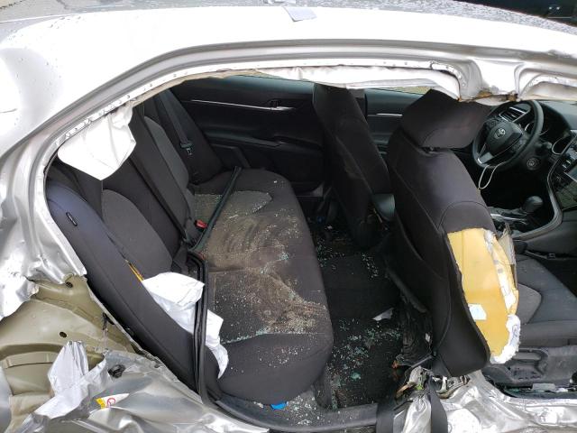 Photo 9 VIN: 4T1B11HK0JU040070 - TOYOTA CAMRY L 