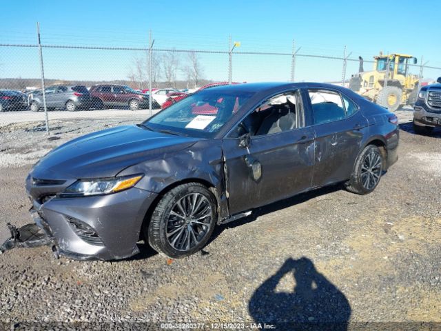 Photo 1 VIN: 4T1B11HK0JU056320 - TOYOTA CAMRY 