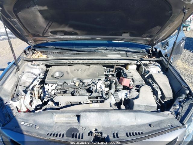 Photo 9 VIN: 4T1B11HK0JU056320 - TOYOTA CAMRY 