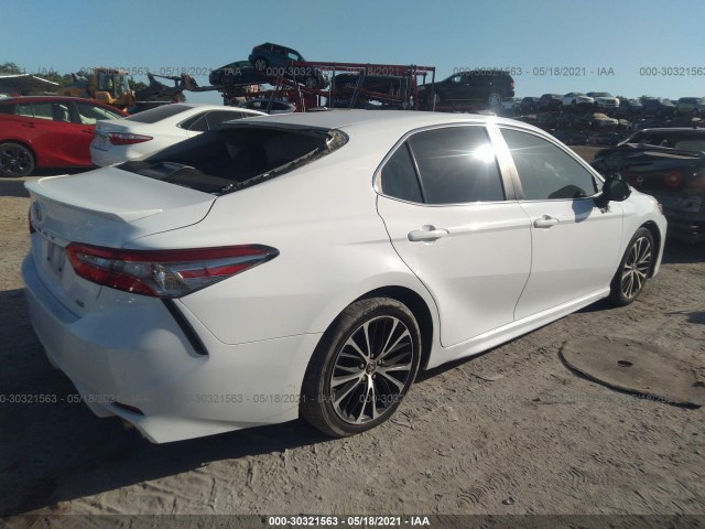 Photo 3 VIN: 4T1B11HK0JU057659 - TOYOTA CAMRY 